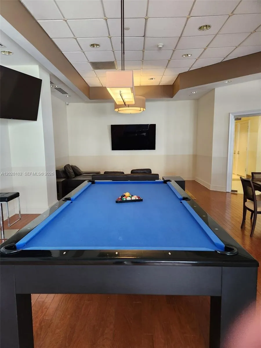 4779 Collins Ave #3504 Miami Beach, FL 33140