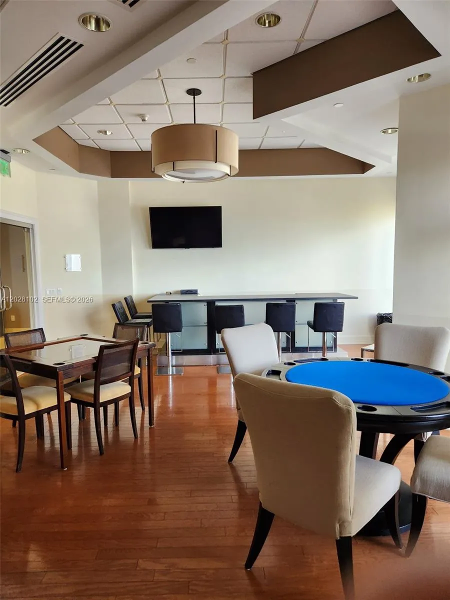4779 Collins Ave #3504 Miami Beach, FL 33140
