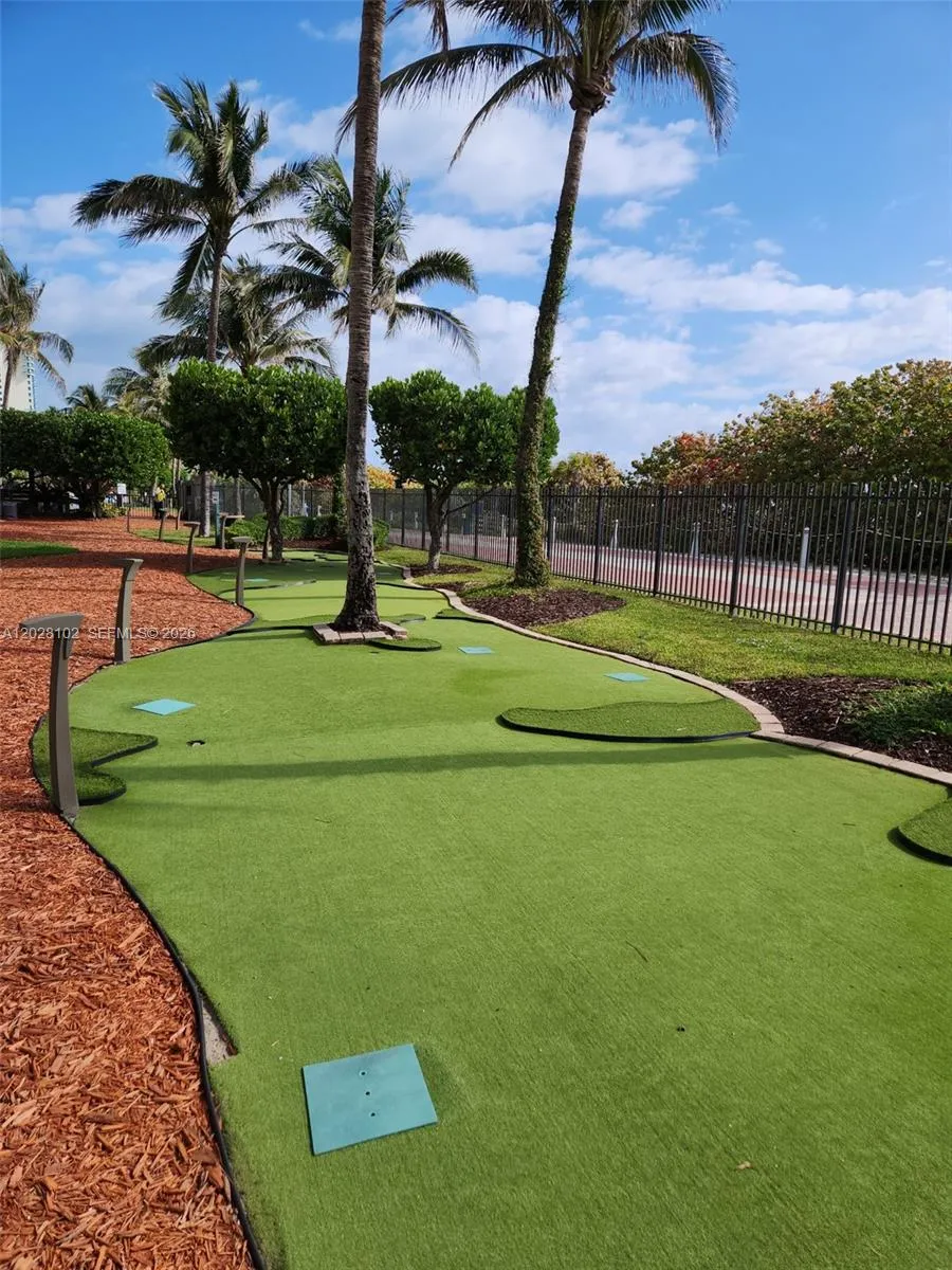 4779 Collins Ave #3504 Miami Beach, FL 33140