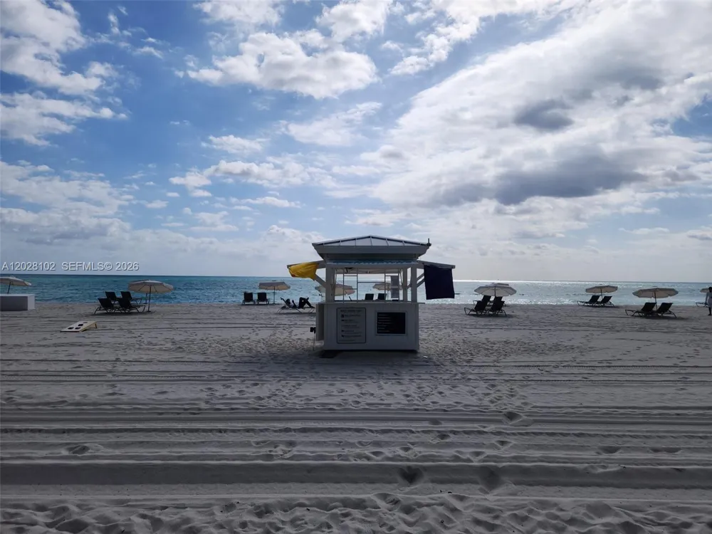 4779 Collins Ave #3504 Miami Beach, FL 33140