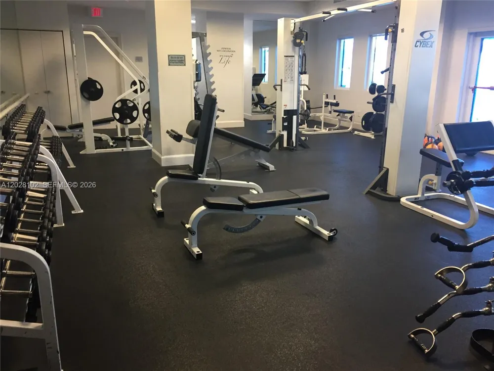 4779 Collins Ave #3504 Miami Beach, FL 33140