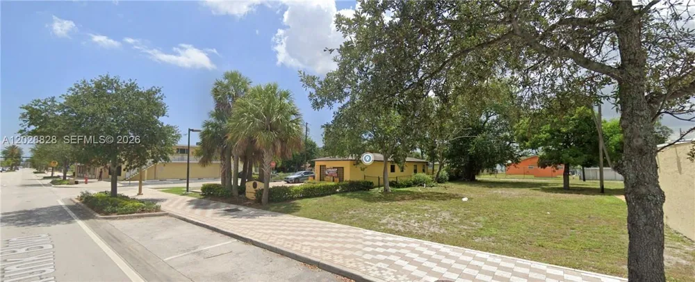 1102 NW 6th St Fort Lauderdale, FL 33311