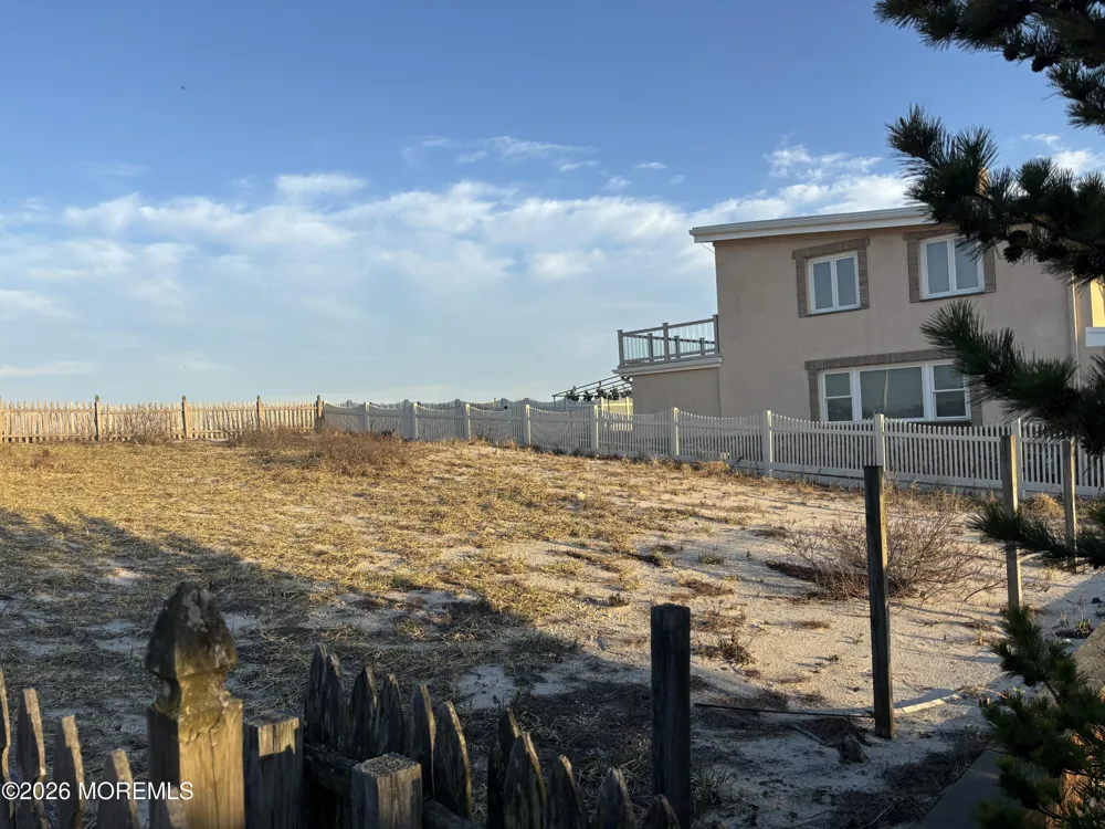 7 Ebb Terr Terrace Mantoloking, NJ 08738