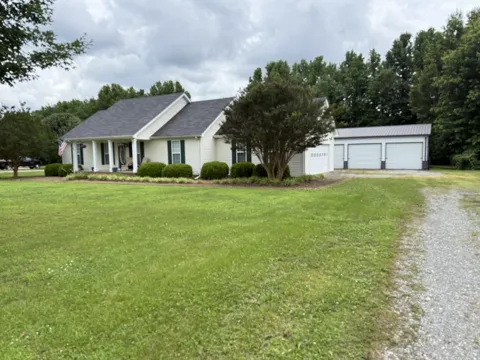 28 Long Meadow Dr