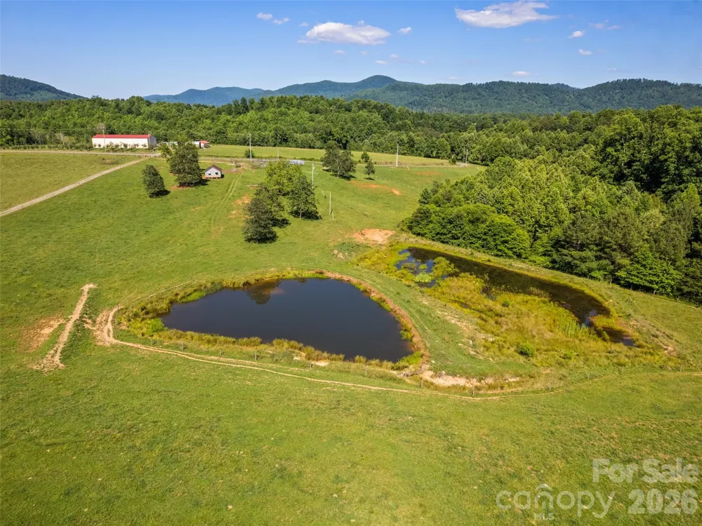 1418 Landis Lane Nebo, NC 28761