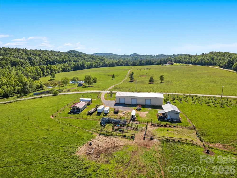 1418 Landis Lane Nebo, NC 28761