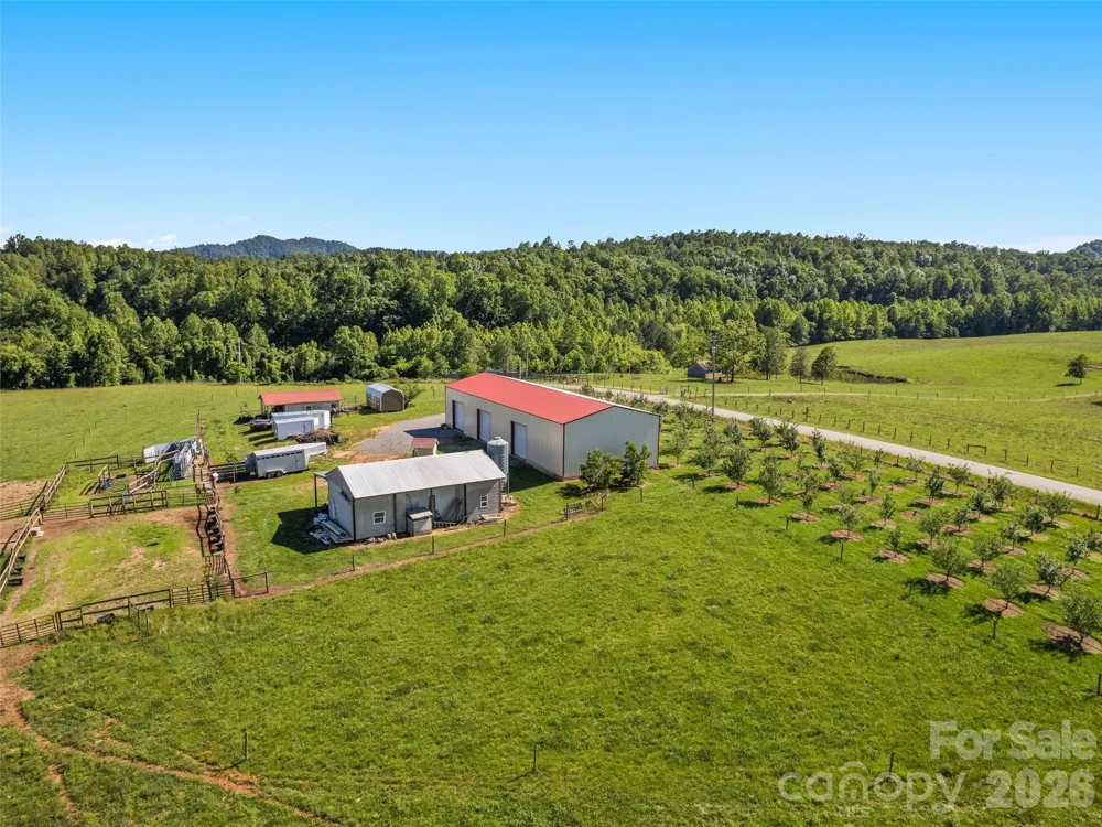 1418 Landis Lane Nebo, NC 28761