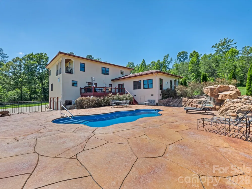 1418 Landis Lane Nebo, NC 28761