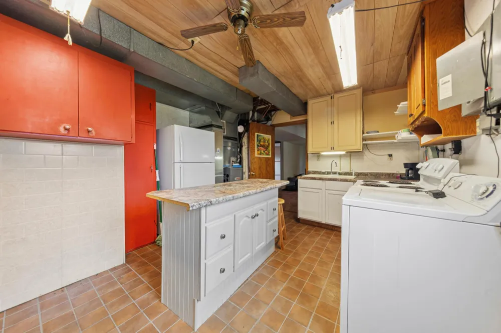 1114 High Street Lake City, MN 55041