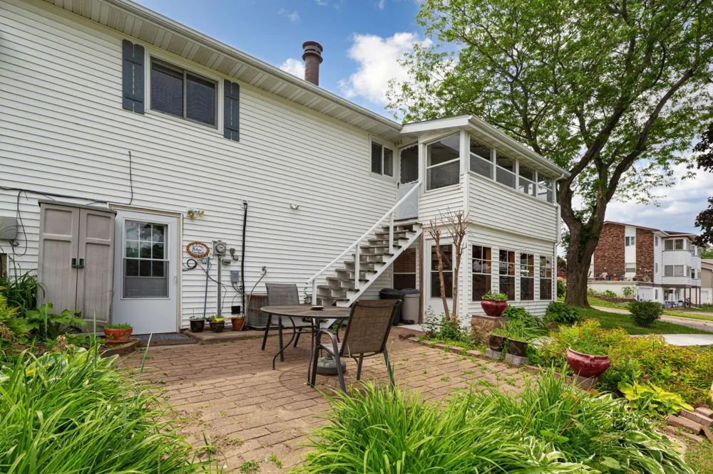 1114 High Street Lake City, MN 55041