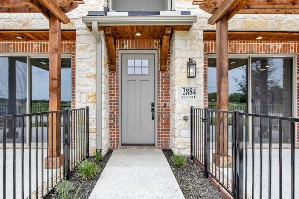 2884 Enfield The Colony, TX 75056