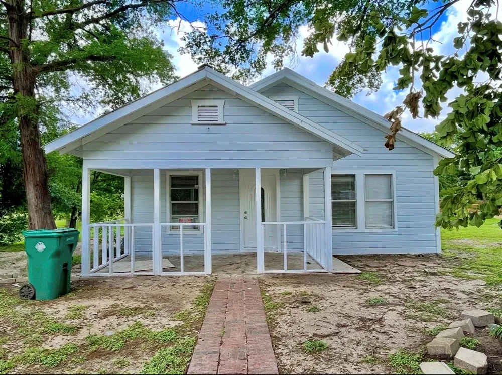 109 Tascott Street Pasadena, TX 77506