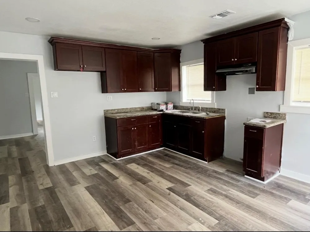 109 Tascott Street Pasadena, TX 77506