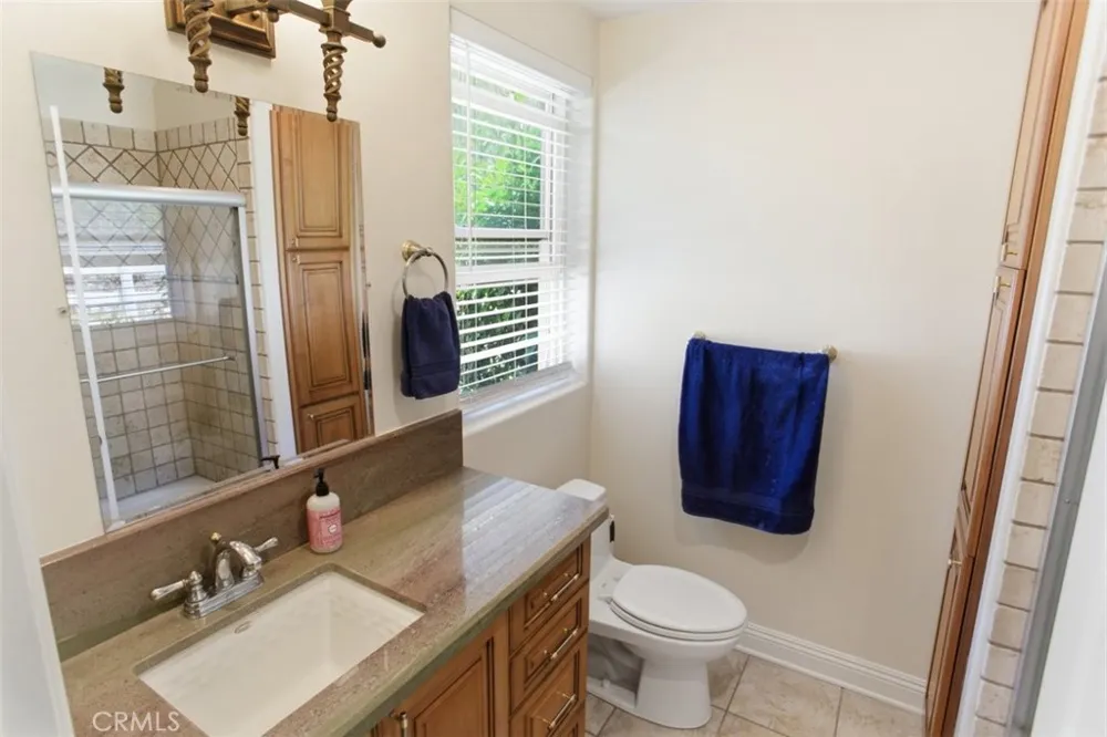 31233 Romero Canyon Castaic, CA 91384