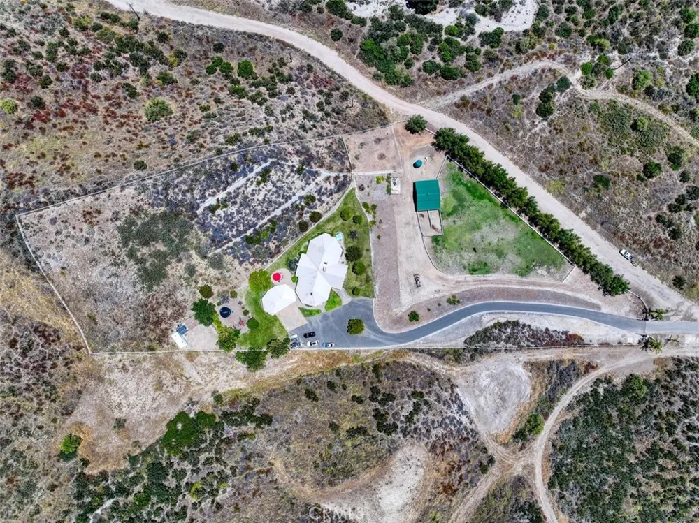 31233 Romero Canyon Castaic, CA 91384