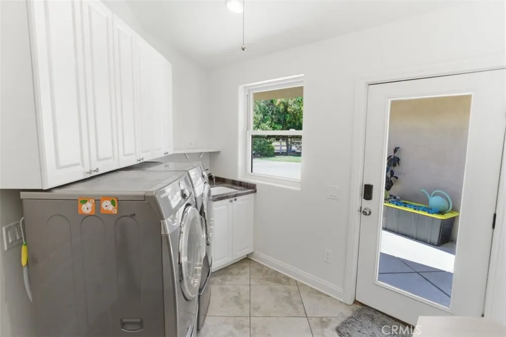 31233 Romero Canyon Castaic, CA 91384