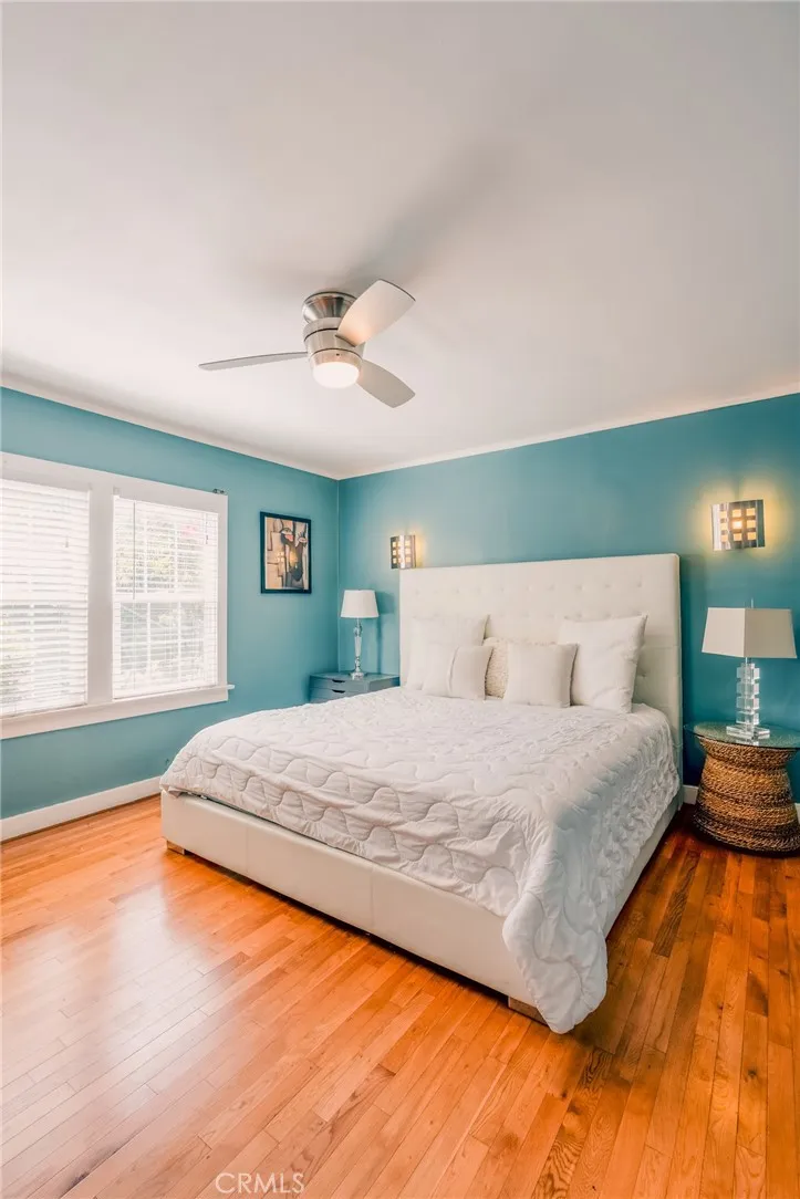 7122 De Longpre Los Angeles, CA 90046