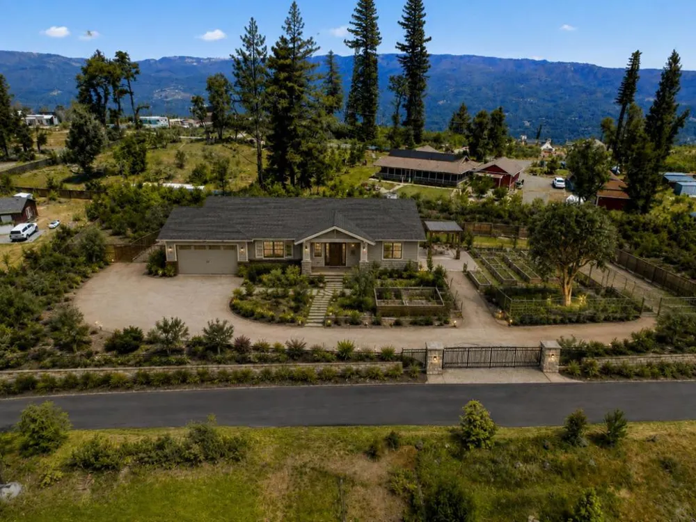 45 Braemoor Drive Santa Cruz, CA 95060