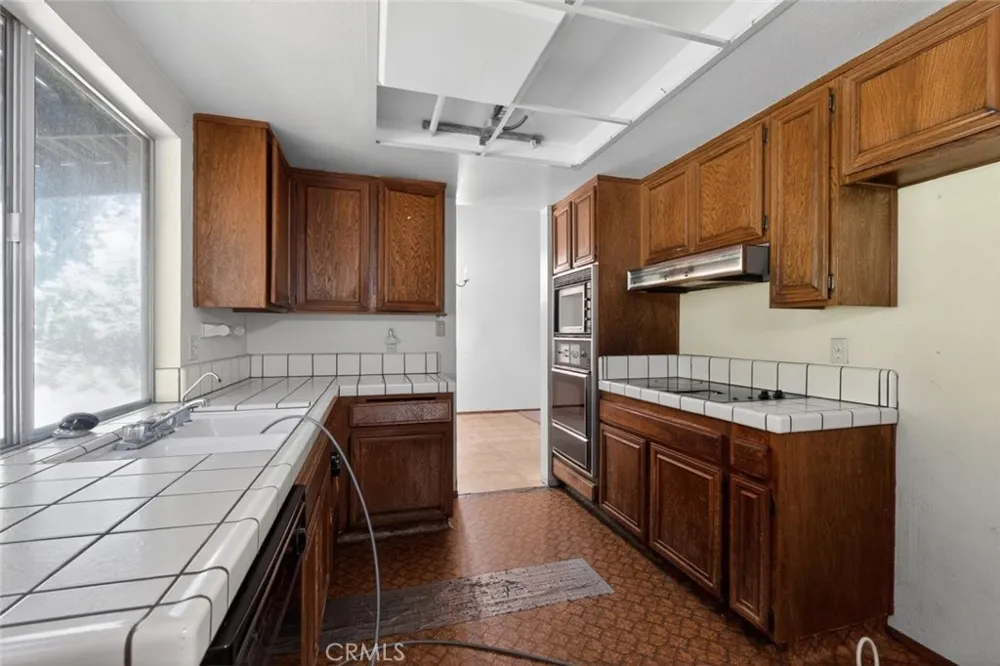 1204 Squire Court Roseville, CA 95661