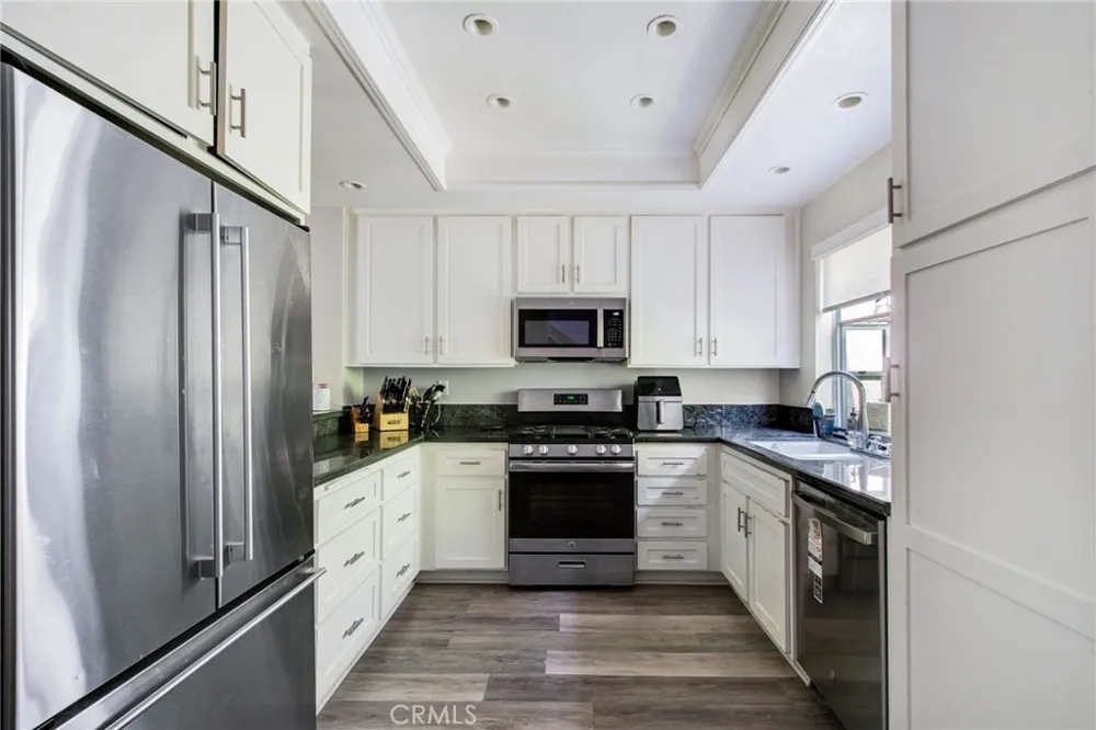 28044 Cayman #328 Mission Viejo, CA 92692