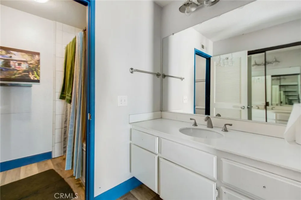 28044 Cayman #328 Mission Viejo, CA 92692