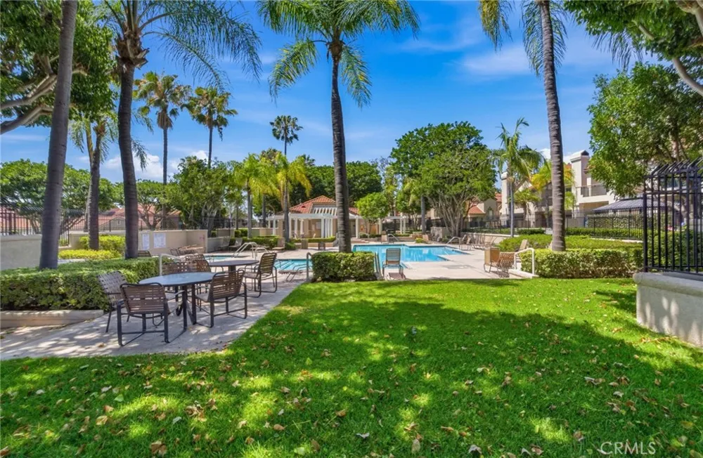 28044 Cayman #328 Mission Viejo, CA 92692