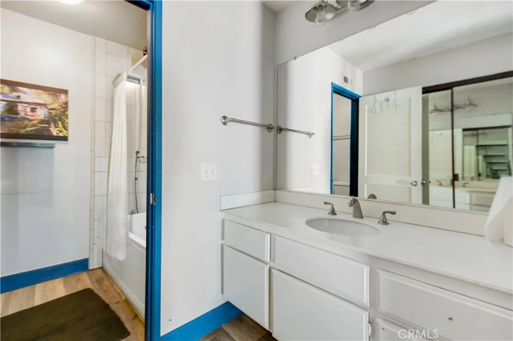 28044 Cayman #328 Mission Viejo, CA 92692