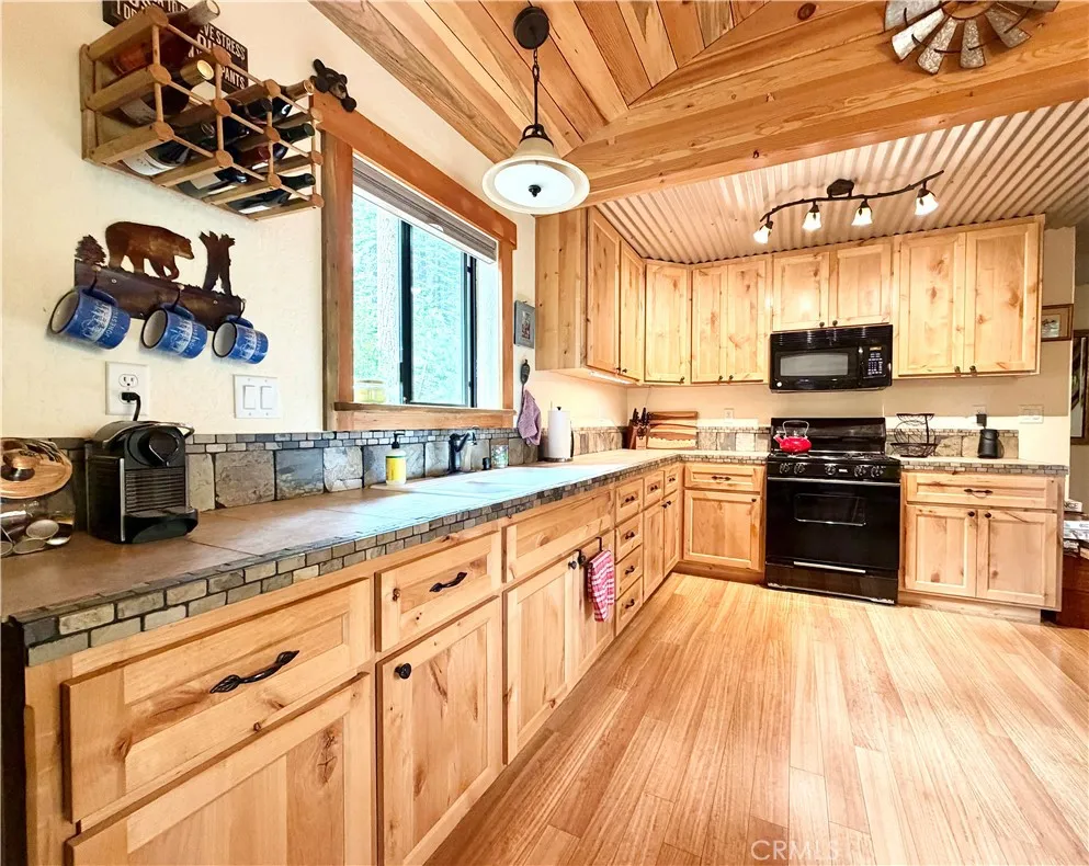 9502 Humboldt Rd Butte Meadows, CA 95942