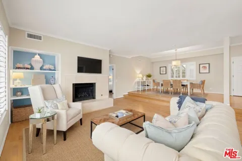1247 10th Street #4
