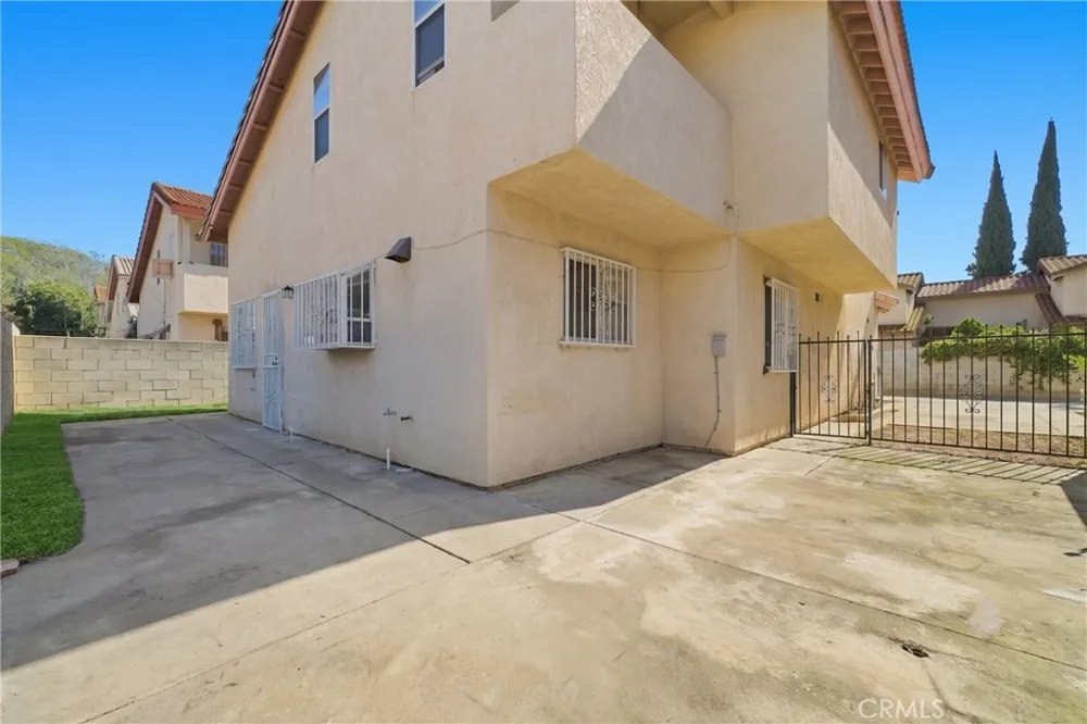 3957 Durfee El Monte, CA 91732