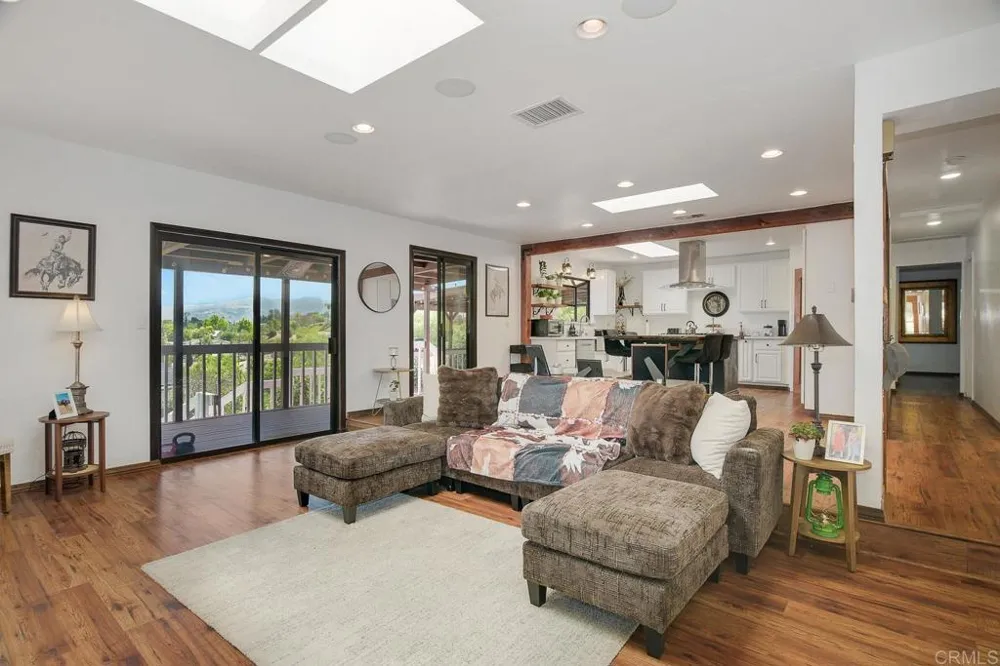 2941 Pioneer Way Jamul, CA 91935