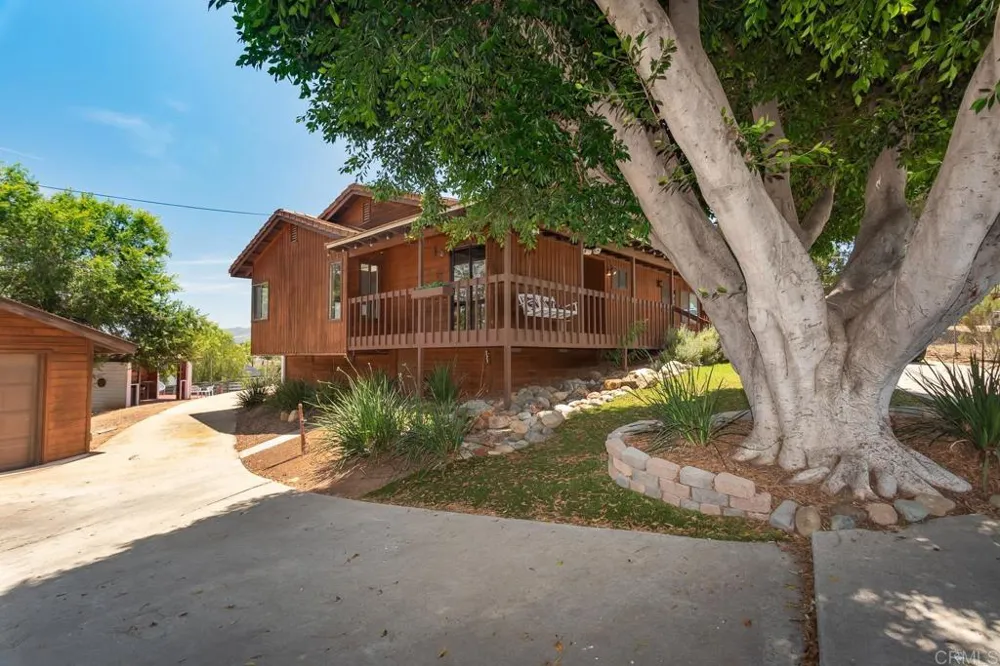 2941 Pioneer Way Jamul, CA 91935