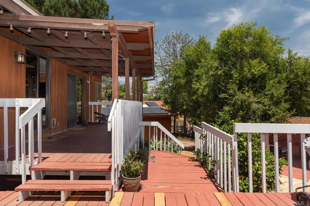 2941 Pioneer Way Jamul, CA 91935