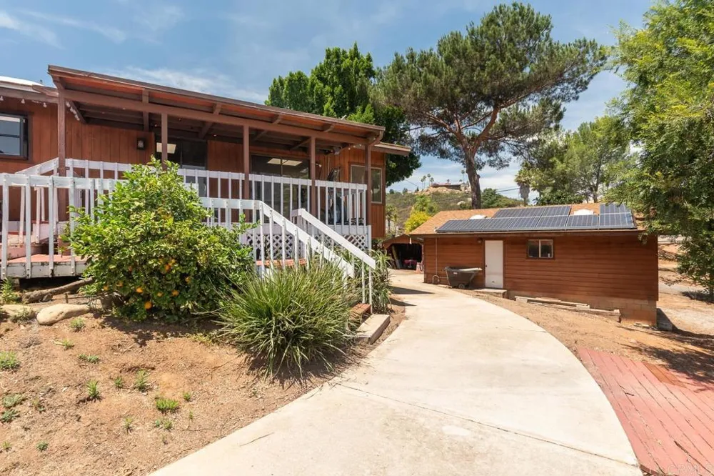 2941 Pioneer Way Jamul, CA 91935