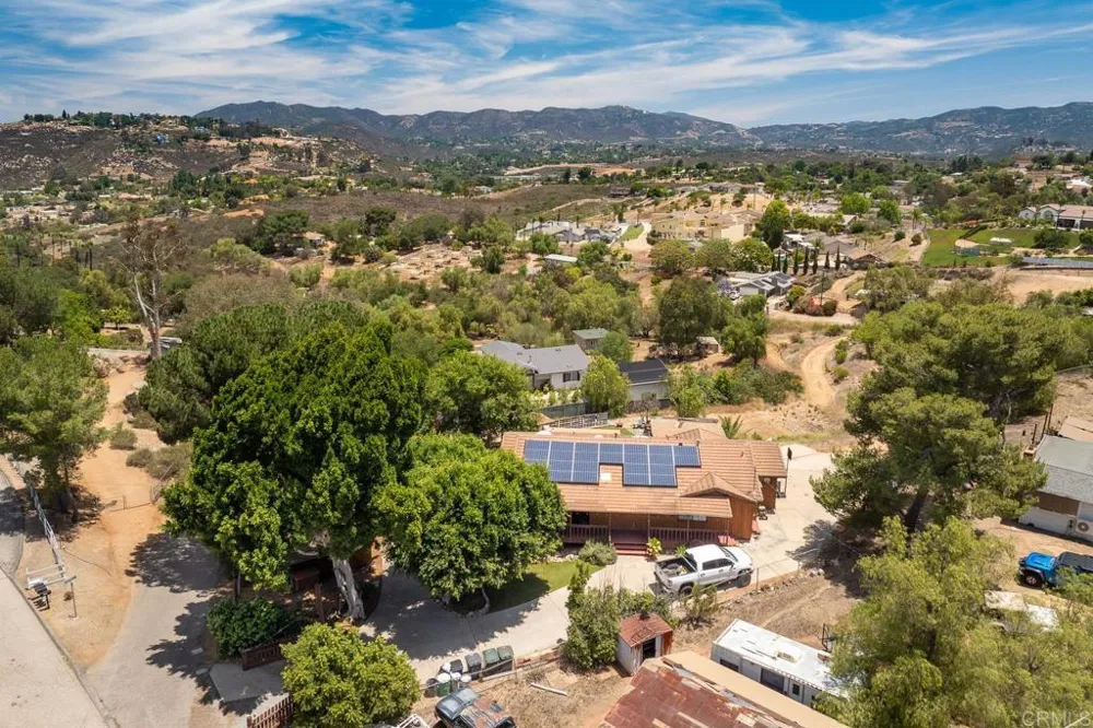 2941 Pioneer Way Jamul, CA 91935