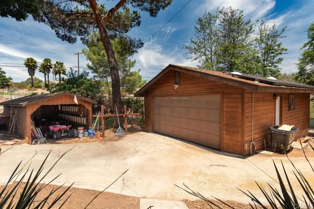 2941 Pioneer Way Jamul, CA 91935