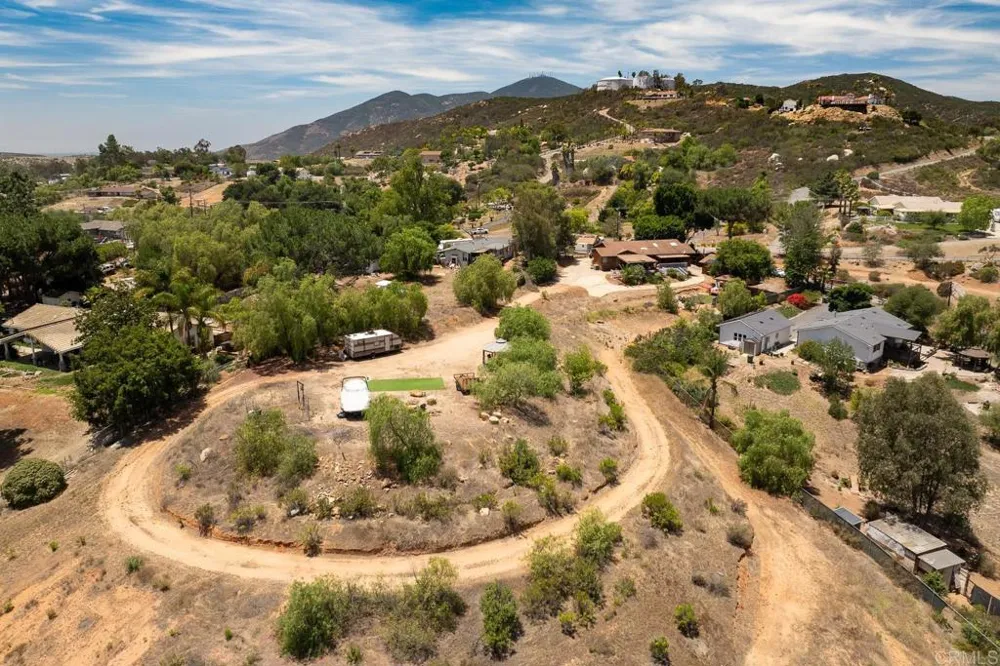 2941 Pioneer Way Jamul, CA 91935