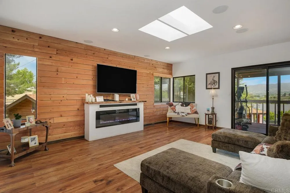2941 Pioneer Way Jamul, CA 91935
