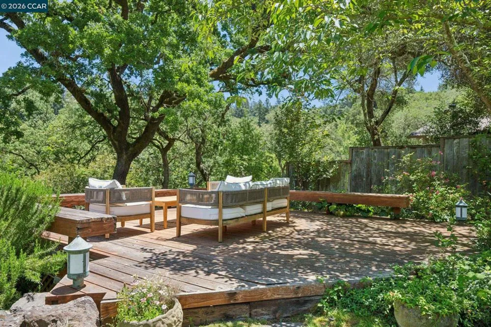 3620 Madrone Drive Lafayette, CA 94549