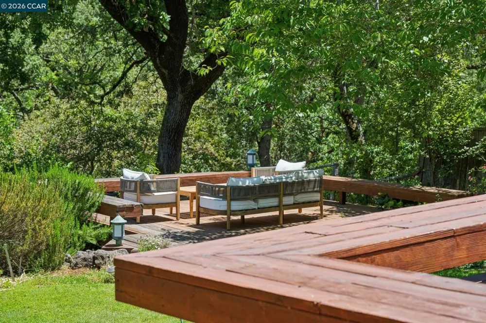 3620 Madrone Drive Lafayette, CA 94549
