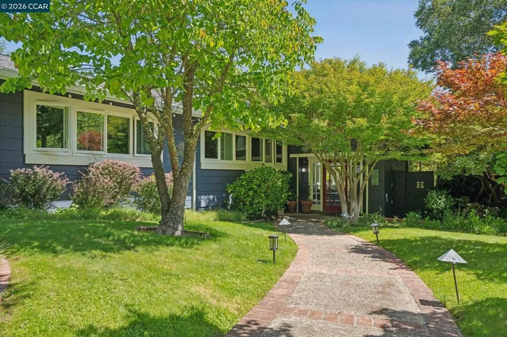 3620 Madrone Drive Lafayette, CA 94549