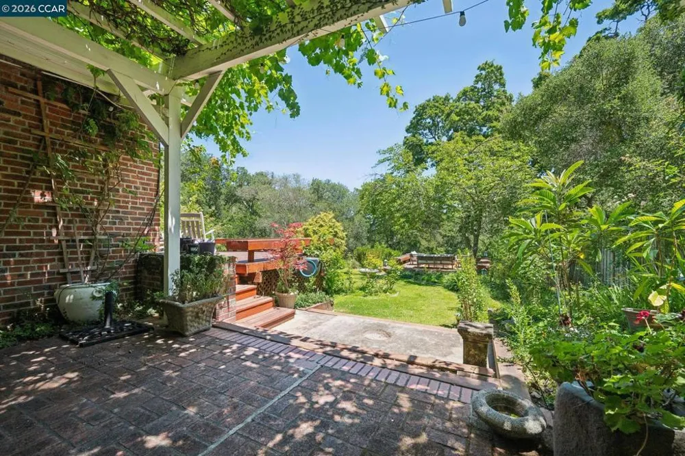 3620 Madrone Drive Lafayette, CA 94549
