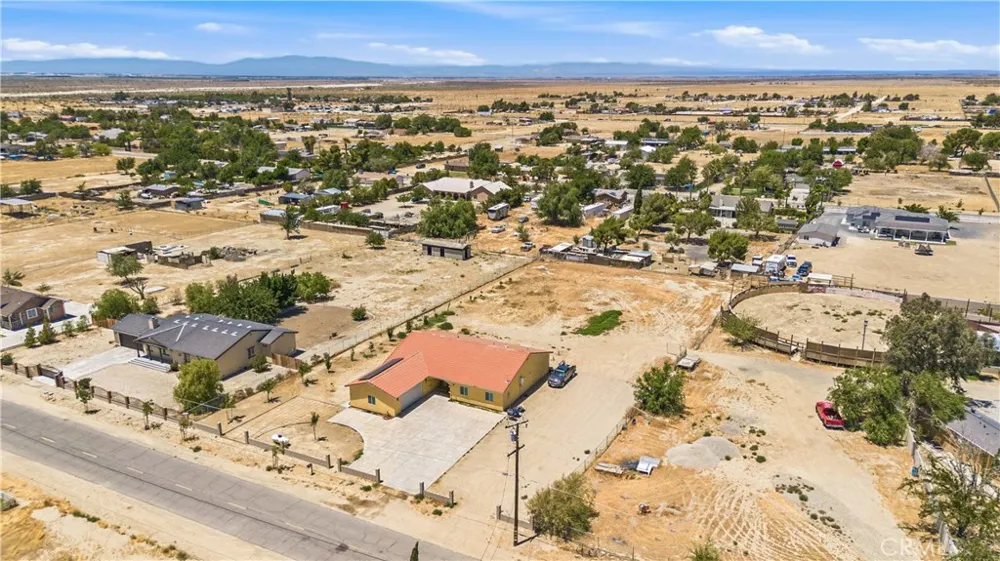 9285 E Avenue Q14 Littlerock, CA 93543