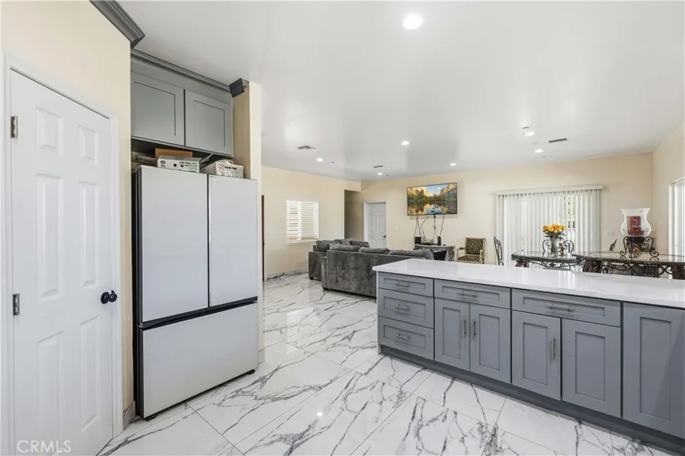 9285 E Avenue Q14 Littlerock, CA 93543