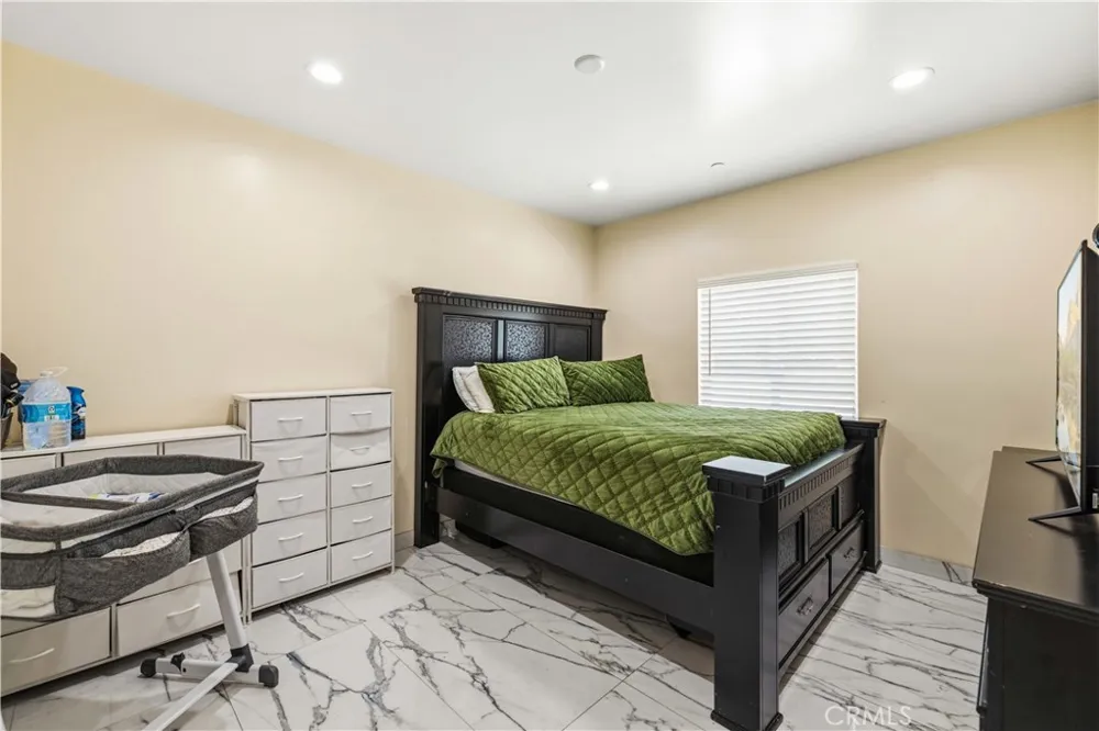 9285 E Avenue Q14 Littlerock, CA 93543