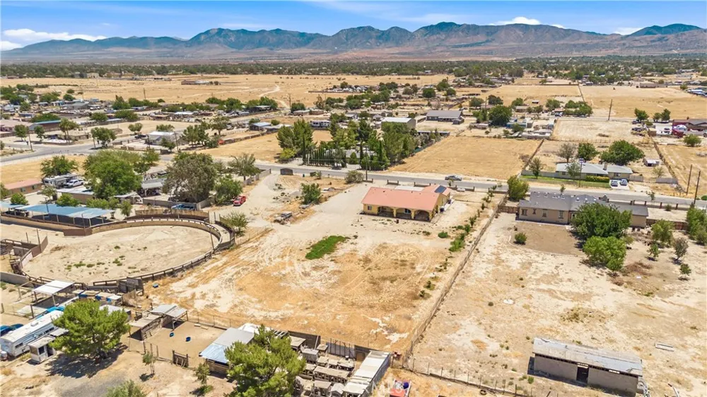 9285 E Avenue Q14 Littlerock, CA 93543