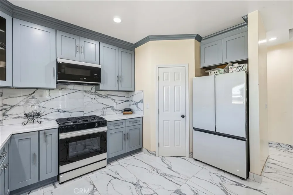 9285 E Avenue Q14 Littlerock, CA 93543