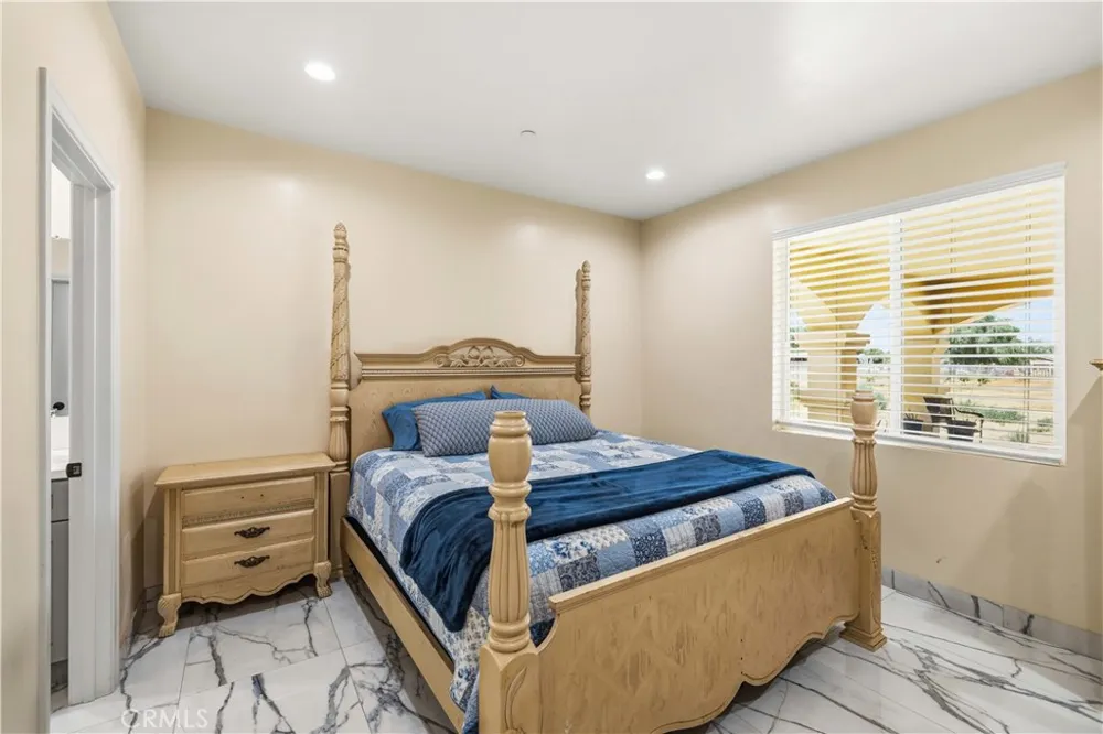 9285 E Avenue Q14 Littlerock, CA 93543