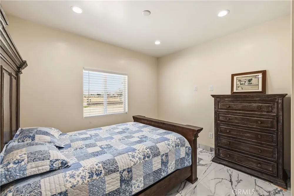 9285 E Avenue Q14 Littlerock, CA 93543