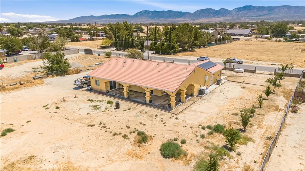 9285 E Avenue Q14 Littlerock, CA 93543